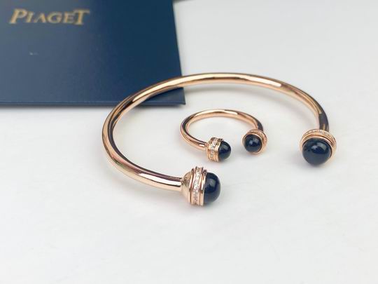 Piaget bracelet 12lyh02